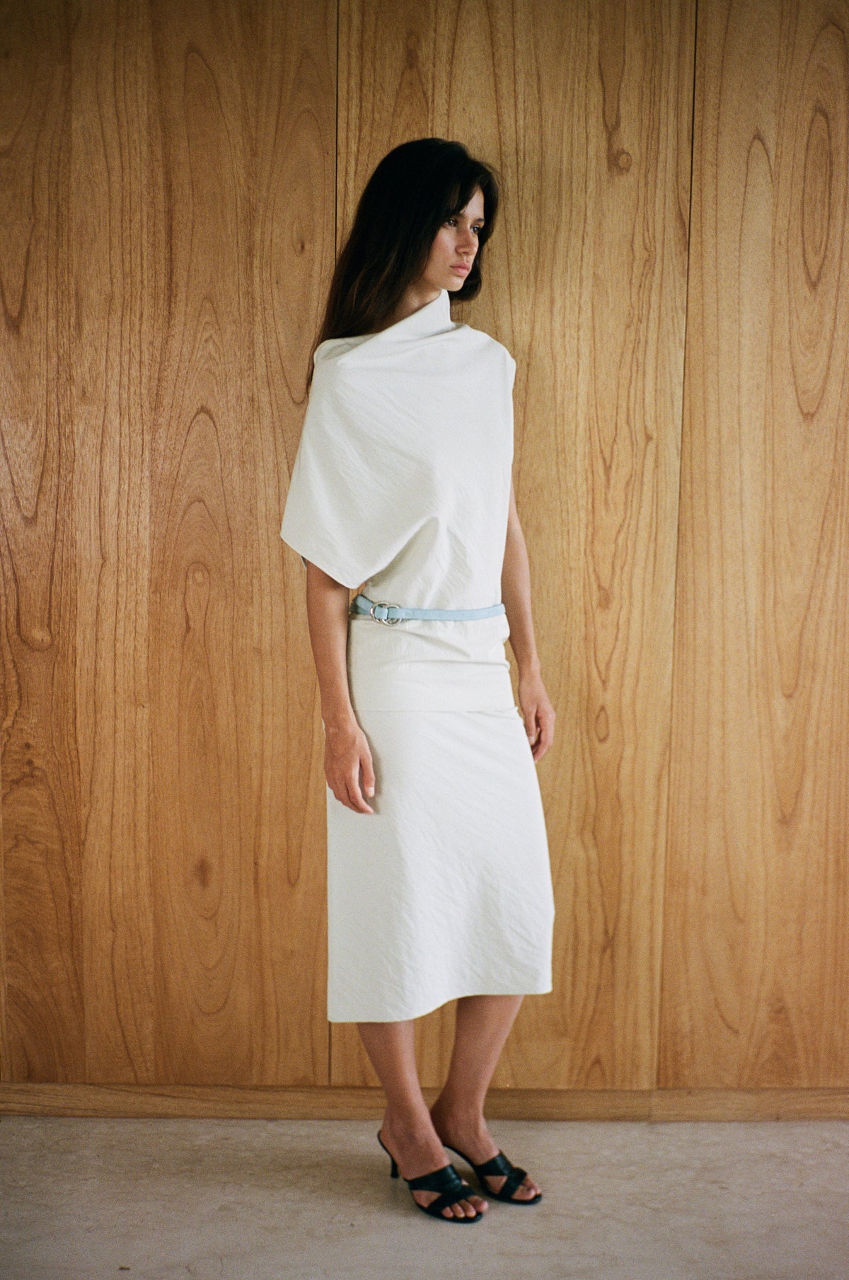 Reverie Dress Midi - Beige