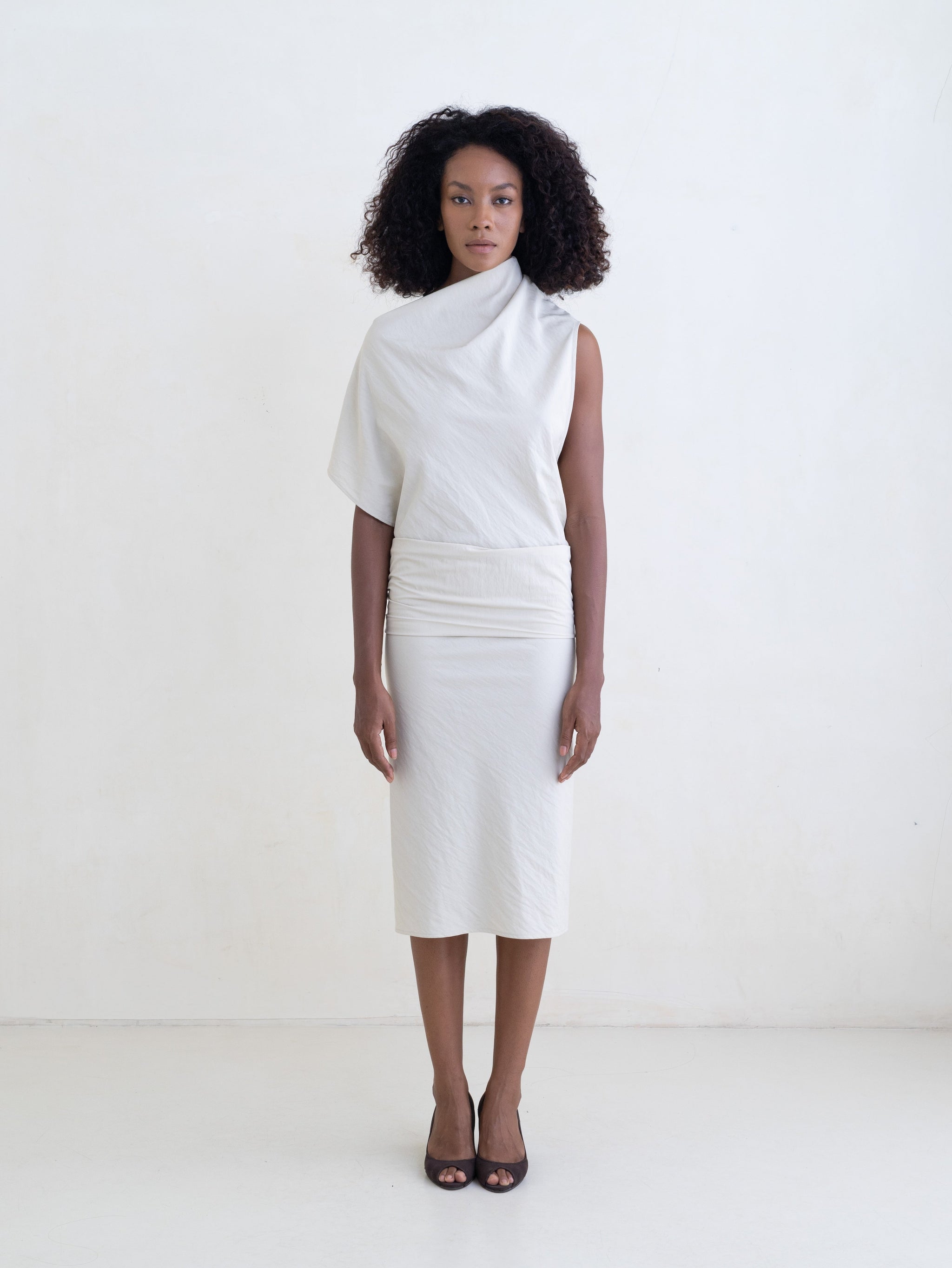 Reverie Dress Midi - Beige