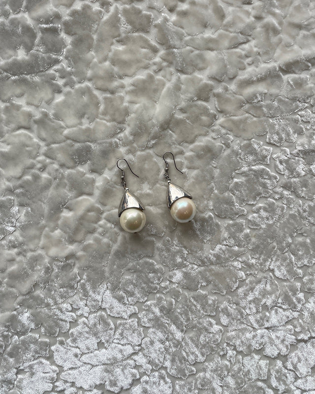 Vintage Pearl Drop Earrings
