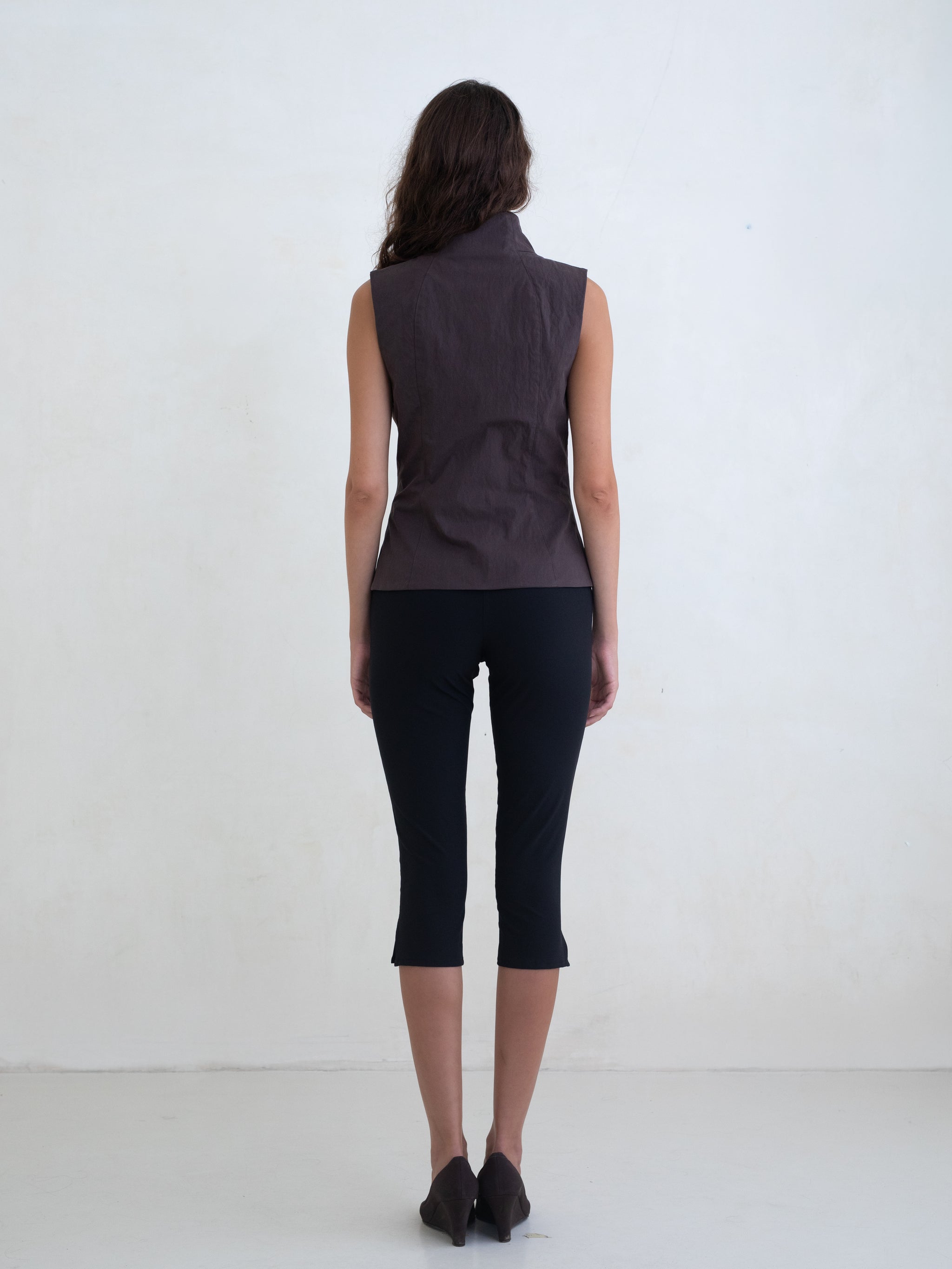 Petit Capri - Black