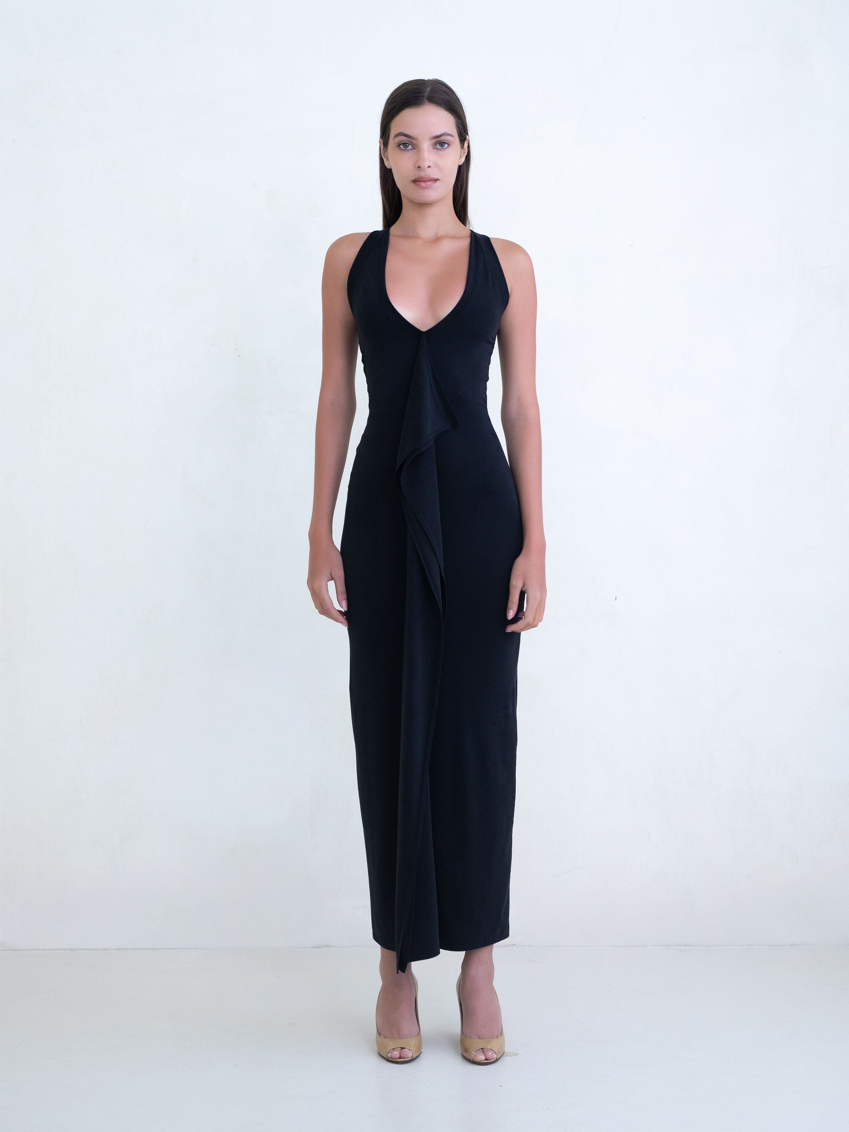 black belle dress Cascade Maxi PROM25 this dress offers a Black Prom & Evening Size:L(12-14)